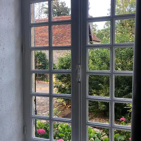 Le Domaine Du Moulin Foulon Guest house *