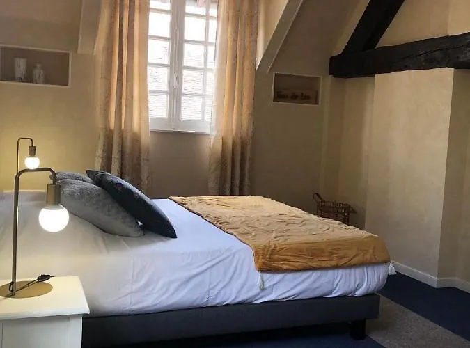 Le Domaine Du Moulin Foulon Casa de hóspedes 3*