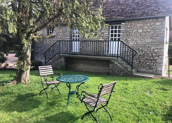 Le Domaine Du Moulin Foulon 3*